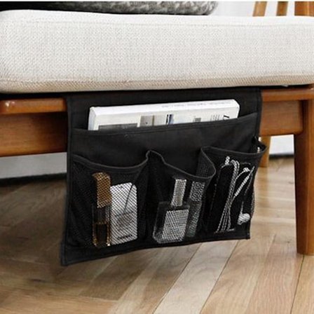 Sort Sengeborde Organizer - 4 Lommer - Til Seng eller Sofa - Hængende Opbevaringspose - Holder Etui til Bog, Telefon, Briller, Fjernbetjening