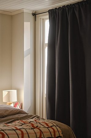 Jotex - Verduisteringsgordijn 1-pack Zwart Zwart - NIKA - Koop Multifunctionele gordijnen bij Jotex