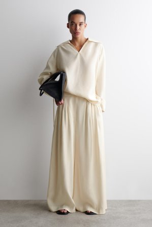 COS Bluzka Z Modalem in Beżowy