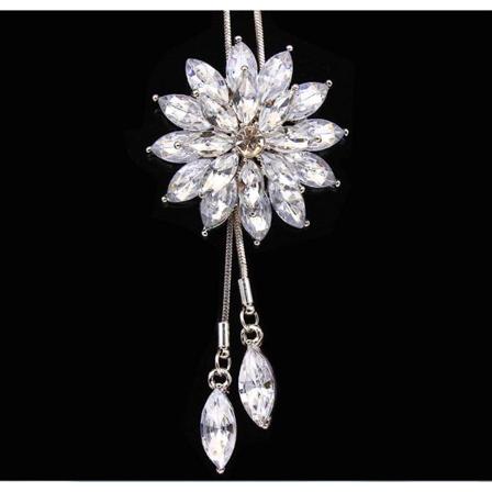 Strass Lotus hängsmycke långt halsband dam tröja kedja