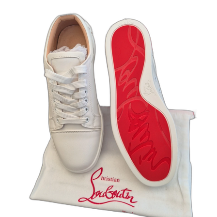 Vita sneakers från Christian Louboutin
