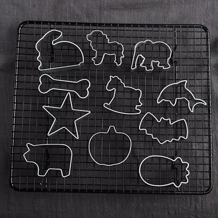 9 kakeformer - korsformet - til nattverd, duer, kaker