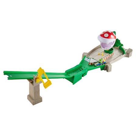 Hot Wheels Mario Kart Piranha Bane med Yoshi Figur i Bil