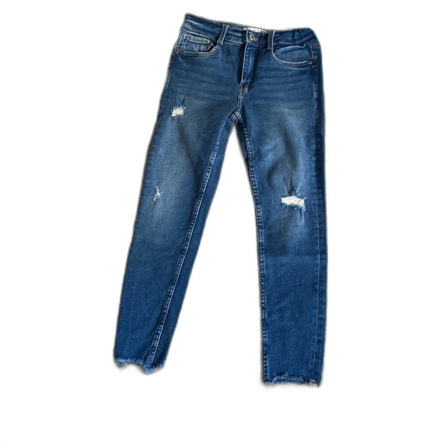 Mörkblåa Jeans med hål.