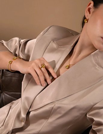 Caroline Svedbom Mini Drop Ring Gold - Gold - ONE SIZE