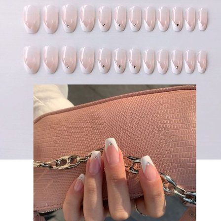 24 stk. Firkantede Kunstige Negle Korte, Hvide Franske Press-on Negle med Diamantmønster, Smukke Nude Fake Negle Korte med Neglelim, Påsætningsnegle 