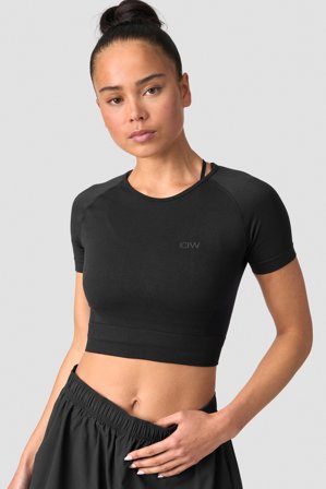 ICANIWILL - Define Seamless Cropped T-shirt Black/Black- Træningstrøje - Damer - Træningstøj fra ICIW