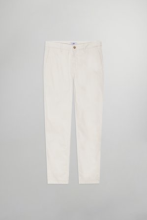 NN.07 Karl Male White