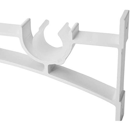 *4 verhotangot, verhotangon runko on ripustettu verhokoteloon*