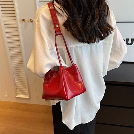 Bucket Bag Skuldertaske RØD