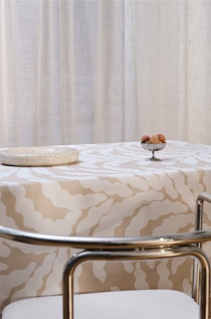 Jotex - Avtørkbar Duk Beige/naturhvit - FERN - Kjøp Duker hos Jotex