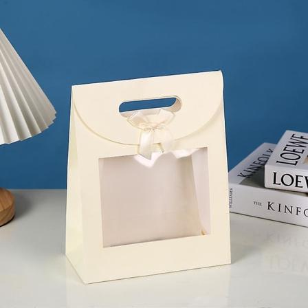 Stærk papirstand-up gavepose, 26 cm x 19 cm x 9 cm, brun kraftpose med klart vindue og sløjfe - pakke med 12 (hvid)