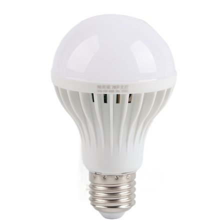 220V Äänisensori Polttimot E27 LED-lamput Ääni Valonohjaus Automaattinen Päälle/Pois Yövalot Sensori Polttimo