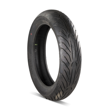 Voorband Pirelli ANGEL GT II