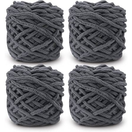 4-trådigt stickgarn, lämpligt för virkning, mjukt och tjockt, lämpligt för olika stickprojekt.