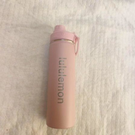 Lululemon Back To Life -urheilujuomapullo, ruostumaton teräs, termosmuki, 710 ml / 24 oz, vaaleanpunainen