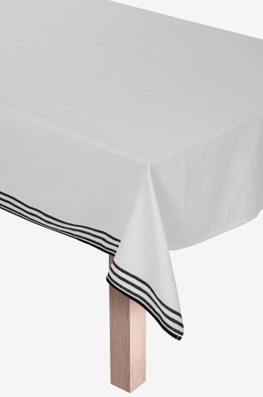 Markslöjd - Bordsduk STENHILD 150x300cm - Vit - Bordsdukar - 150X350 - Från Homeroom