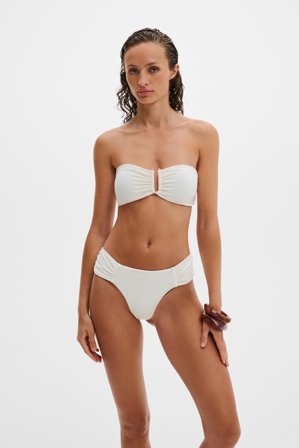 Signature bikini top