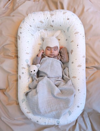 Cam Cam Copenhagen Baby Nest - Ocs - Blueberries - Cream - ONE SIZE