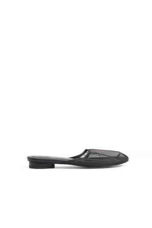 Camelia Farhoodi x NA-KD Slipper aus Organza - Flache Schuhe - Schwarz - EU 40
