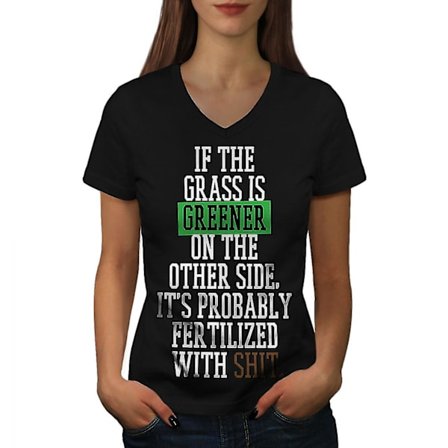 Gräs är grön skämt T-shirt för kvinnor