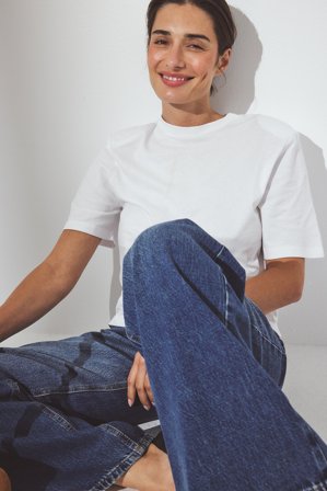 NA-KD Shoulderpad T-Shirt - T-shirts - Hvid - XS