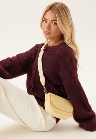 Valentino Doris Re Flap Bag Vaatteet