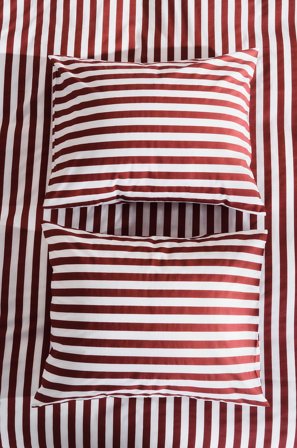 Jotex - Putevar 2-pk 50x60 Cm Vinrød/hvit - KAYO - Kjøp Putevar hos Jotex