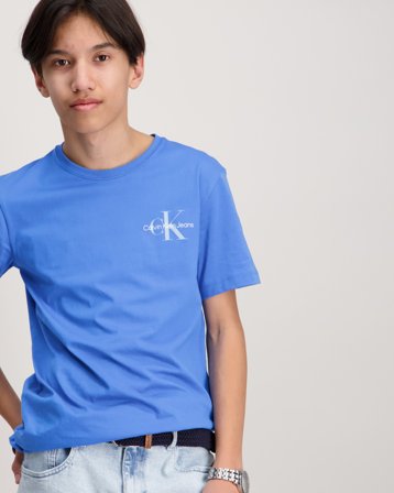 Calvin Klein CHEST MONOLOGO SS T-SHIRT Blå T-skjorter Gutt - Kids Brand Store
