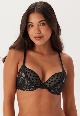 DORINA Yasmine Light Padded Demi Tøj
