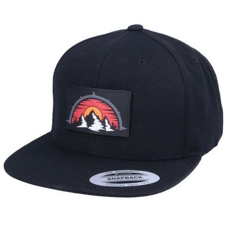Iconic - Svart snapback Keps - Mountain Compass Patch Black Snapback @ Hatstore