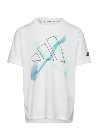 B Hiit Gfx Tee T-shirts Short-sleeved Hvit Adidas Sportswear*Betinget Tilbud