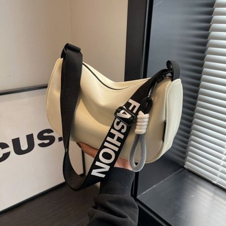 Axelväska Crossbody-väska C C