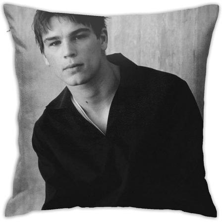 Josh Hartnett Kuddfodral Kuddfodral Mjukt cover Dekorativ kuddsoffa Bil fyrkantigt örngott för hemsäng dekor(18x18in)