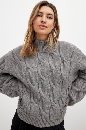 Lydia Tomlinson x NA-KD strukturierter Strickpullover - Pullover mit Zopfmuster - Grau - XL (EU 46)