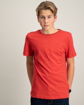 Tommy Hilfiger BOYS BASIC CN KNIT S/S Rood T-shirts Jongens - Kids Brand Store
