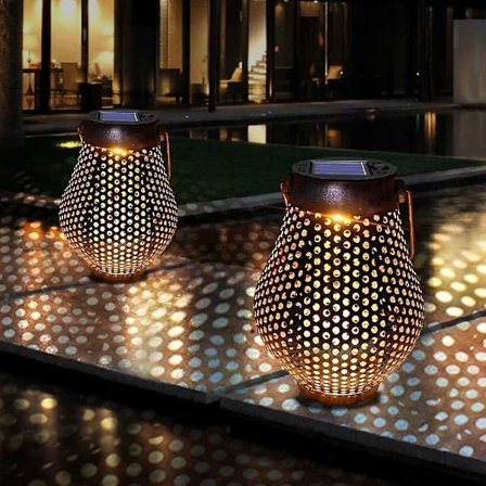 Hengende solcelledrevet lykt i jern - hagebelysning