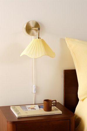 Jotex - LUNARIA vegglampe Gul - Kjøp Vegglamper hos Jotex