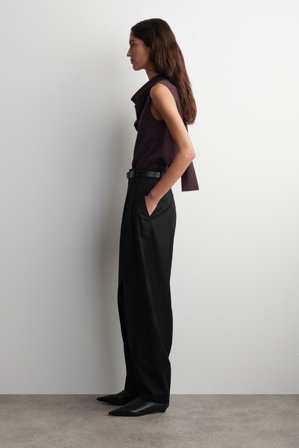 COS Women's Blusa Fluida Con Cuello Alto Y Pañuelo in Rojo