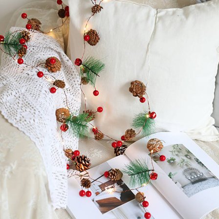 Girlander med lys, LED-strenglys Julebjelle Furu Nål Furu Kongle Juletre krans girlander - 2m-6.8ft /20 Led Twig Girlander 6.8Ft 20 Led