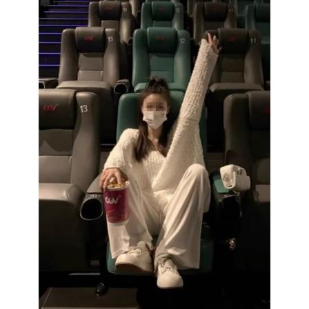 Kvinner Strikk Høst Vinter Genser V-hals Genser Idle Style Løs Uformell Utendørs Beige 64*120*40cm