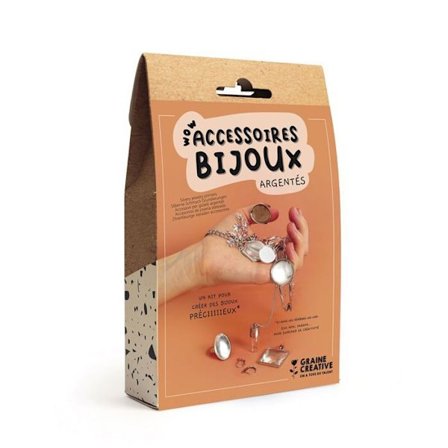 Smyckeset av silverfärgade tillbehör