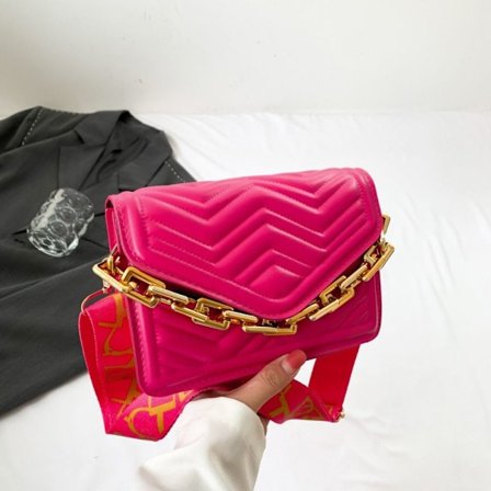 Axelväskor Crossbody-väska ROSE RED