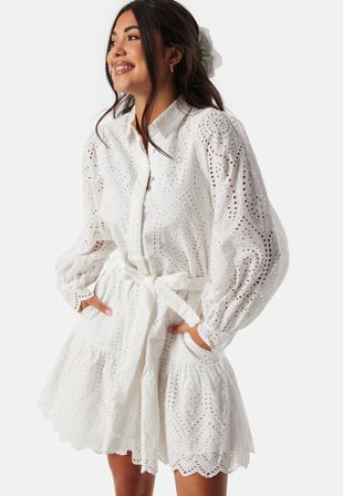 YAS Holi LS Belt Dress Star White Klær