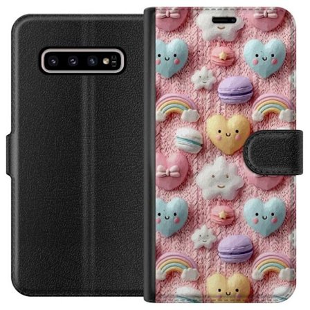 Kompatibelt Lommeboketui til Samsung Galaxy S10+ Pastellmotiv med hjerter, skyer, regnbuer og makroner mot rosa bakgrunn i en søt drømmende stil.