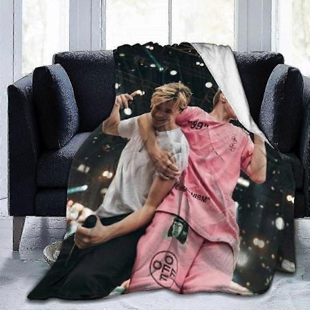 Marcus & Martinus Superblødt Micro-Velvet Tæppe Helårs Sengetæppe, Allergivenligt Superblødt Behageligt Tæppe Egnet til Voksne og Børn