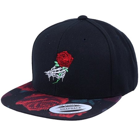 Iconic - Zwart snapback Cap - Bones And Rose Black/Rose Red Snapback @ Hatstore