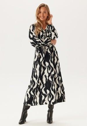 BUBBLEROOM V-neck Viscose L/S Dress 3XL Patterned Mekot Dam