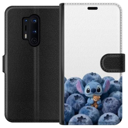 Kompatibelt Plånboksfodral till OnePlus OnePlus 8 Pro Söt blå karaktär bland blåbär med nalle i mjuk och lekfull illustration
