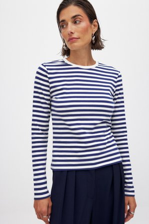 NA-KD Basic Haut ajusté à rayures et manches longues - Top basique - Bleu Marine/Rayé - XS